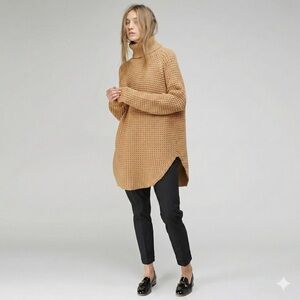 HOPE Stockholm Viral Tan Oversized Cotton Grand Sweater - Medium / Large (40)